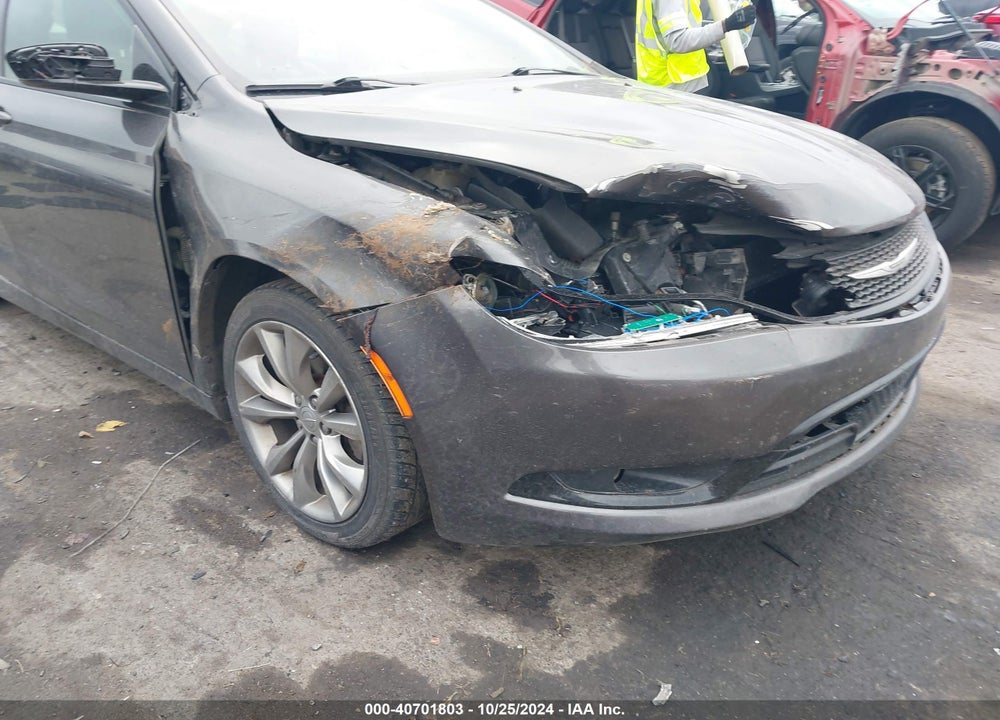 2016 CHRYSLER 200 S VIN: 1C3CCCBB1GN146381