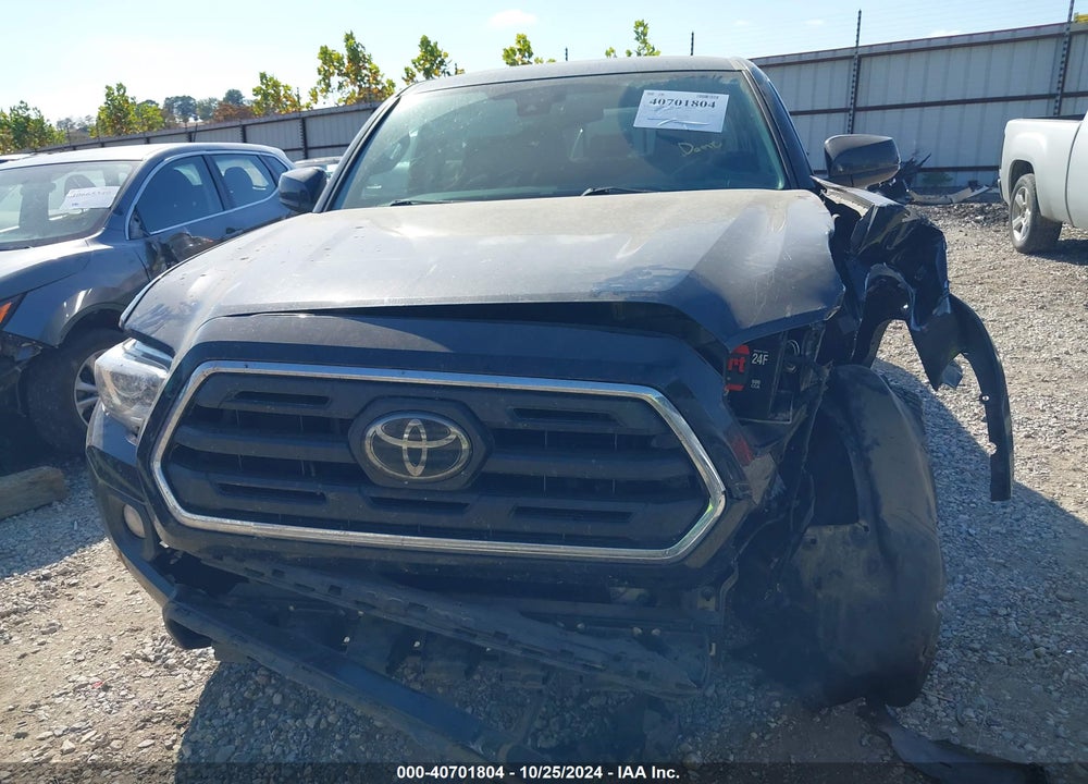 2018 TOYOTA TACOMA SR5 V6 VIN: 5TFCZ5AN2JX123785