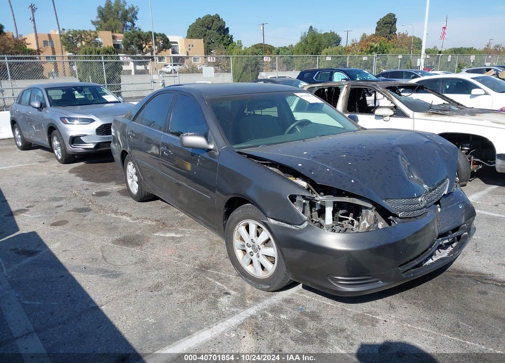 2004 TOYOTA CAMRY XLE VIN: 4T1BE30K74U795071