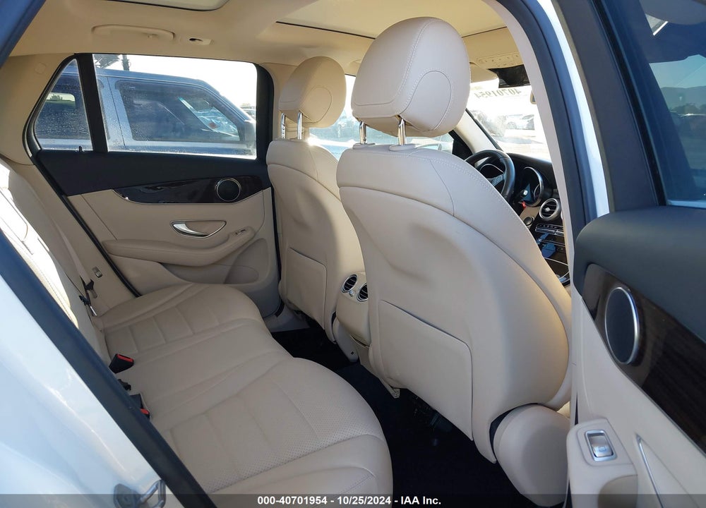 2017 MERCEDES-BENZ GLC 300 4MATIC VIN: WDC0G4KB1HF258869