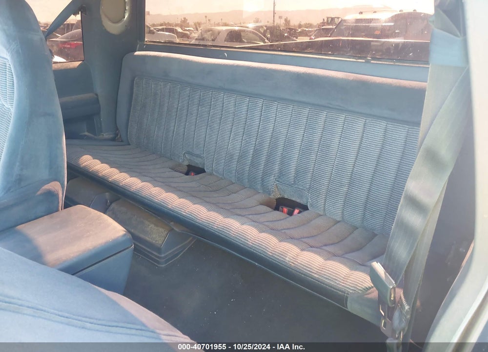 1992 CHEVROLET GMT-400 C1500 VIN: 2GCEC19K3N1100886