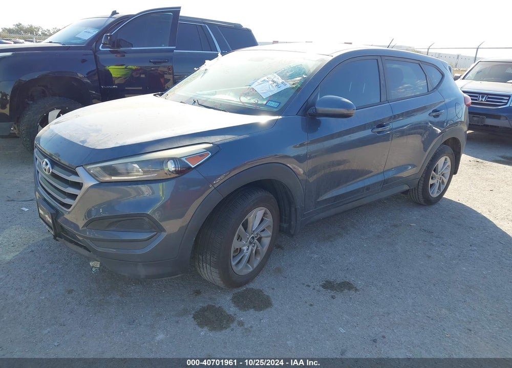 2018 HYUNDAI TUCSON SE VIN: KM8J23A41JU608777