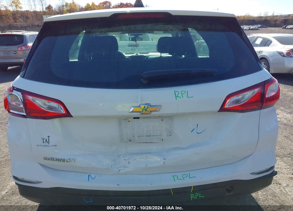 2019 CHEVROLET EQUINOX LS VIN: 2GNAXHEV8K6221527
