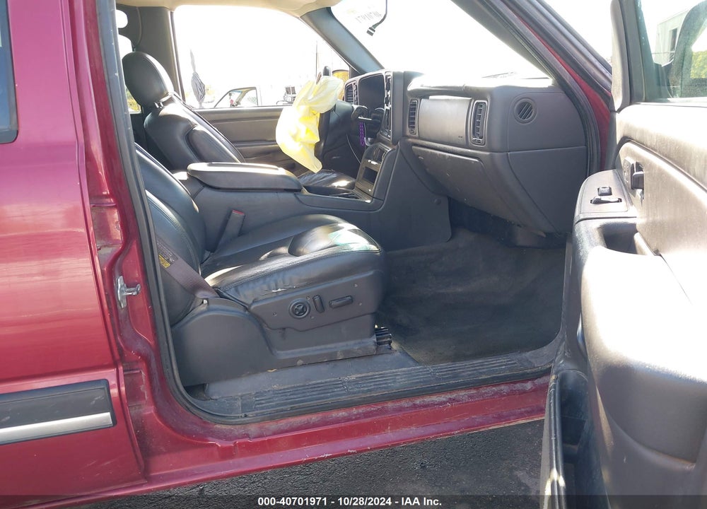 2005 CHEVROLET SILVERADO 1500 Z71 VIN: 2GCEK13T751137797