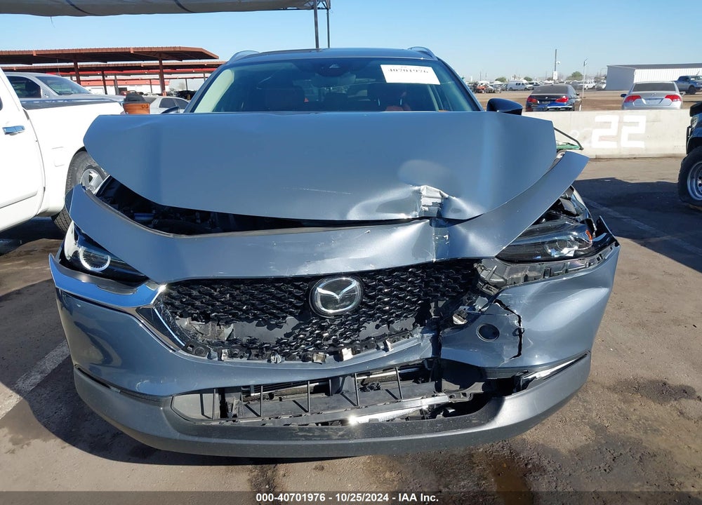 2022 MAZDA CX-30 CARBON EDITION VIN: 3MVDMBCL0NM456106