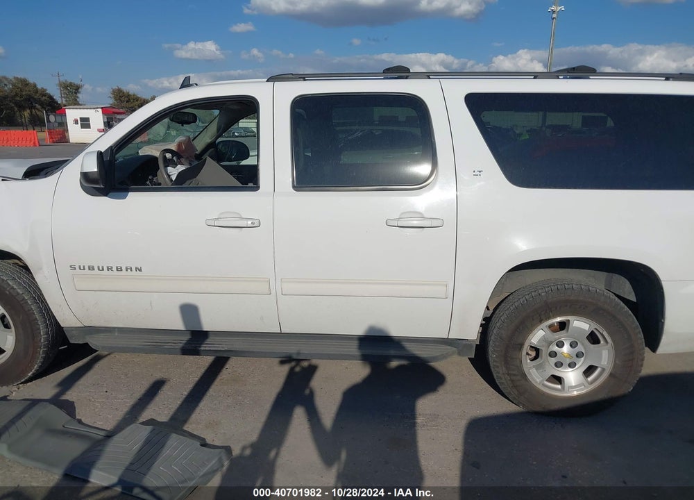 2012 CHEVROLET SUBURBAN 1500 LT VIN: 1GNSCJE07CR134042