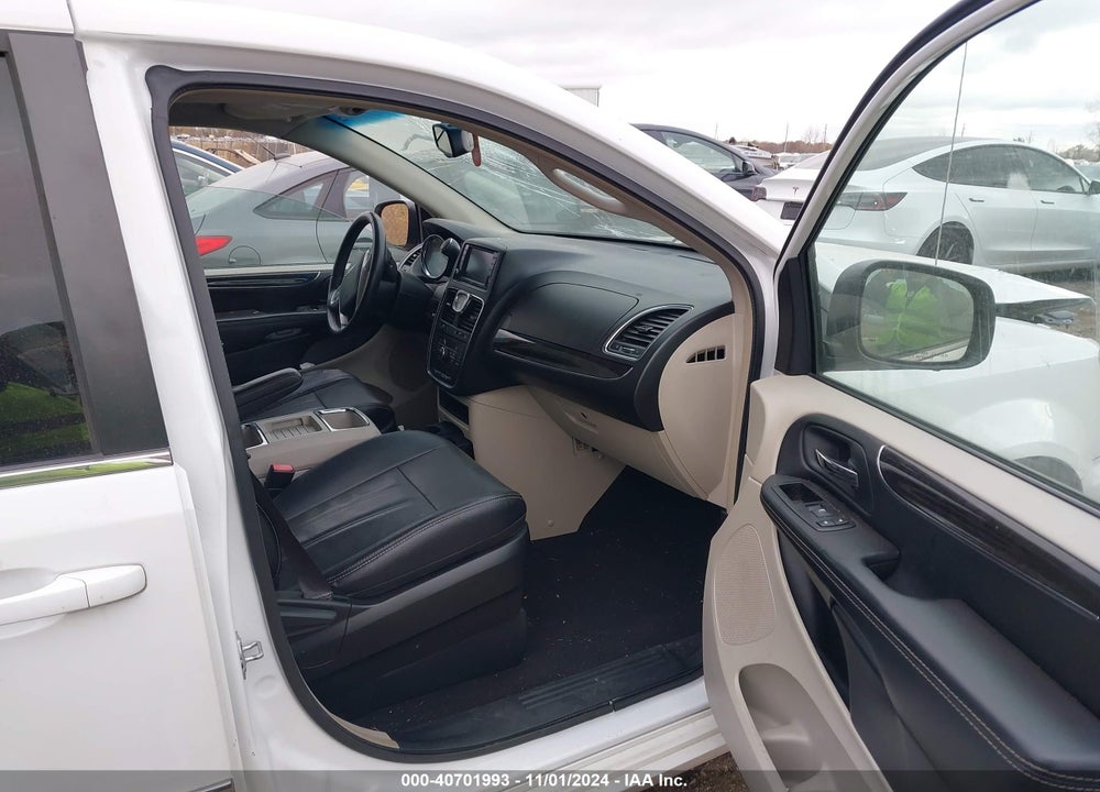 2015 CHRYSLER TOWN & COUNTRY TOURING VIN: 2C4RC1BG8FR587772