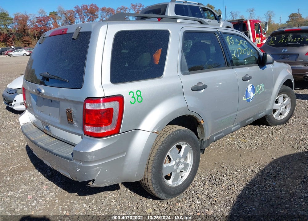 2011 FORD ESCAPE XLT VIN: 1FMCU9D71BKA54066