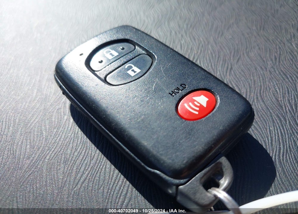 2010 TOYOTA PRIUS III VIN: JTDKN3DUXA0034540