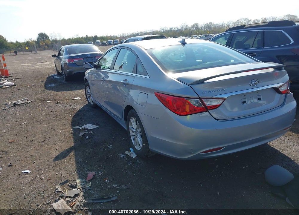 2013 HYUNDAI SONATA GLS VIN: 5NPEB4AC1DH756865