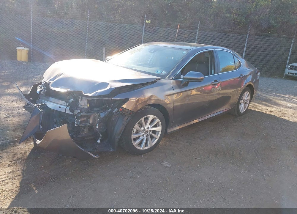 2021 TOYOTA CAMRY LE VIN: 4T1C11AKXMU612538