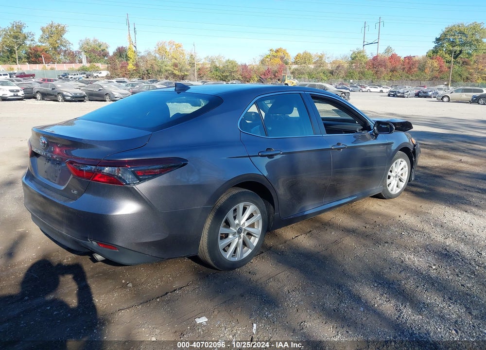 2021 TOYOTA CAMRY LE VIN: 4T1C11AKXMU612538