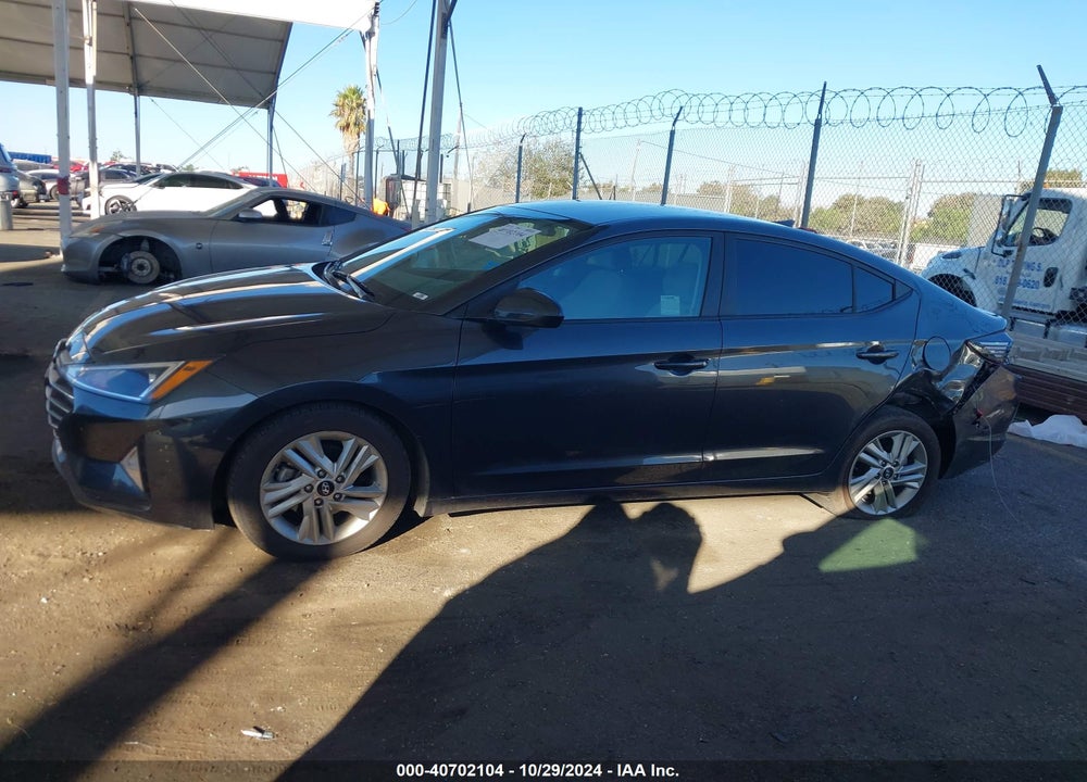 2020 HYUNDAI ELANTRA VIN: 5NPD84LF6LH584851