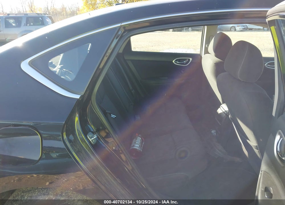 2018 NISSAN SENTRA SV VIN: 3N1AB7AP5JL629442