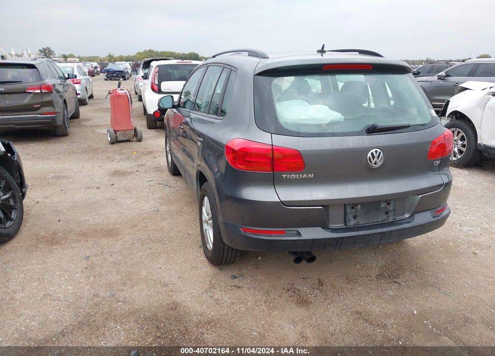 2016 VOLKSWAGEN TIGUAN S VIN: WVGAV7AX5GW608612
