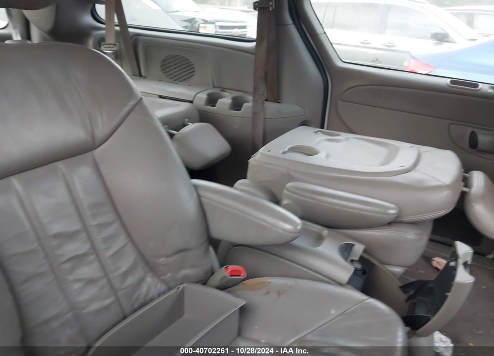 2003 CHRYSLER TOWN & COUNTRY LXI VIN: 2C4GP54L23R225204