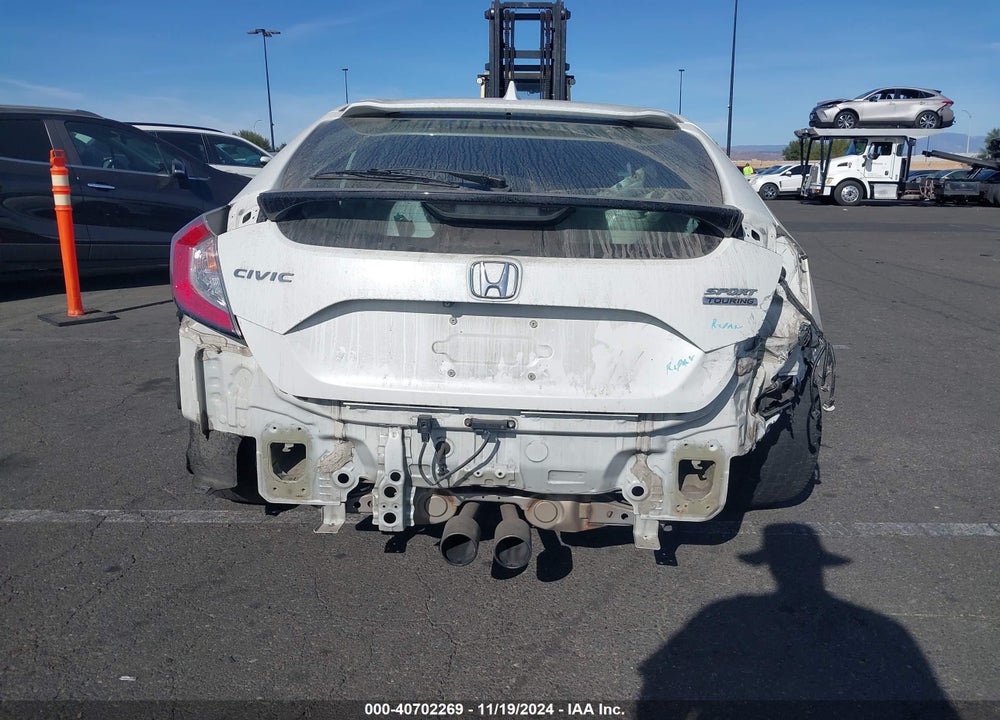 2018 HONDA CIVIC SPORT TOURING VIN: SHHFK7H98JU220844