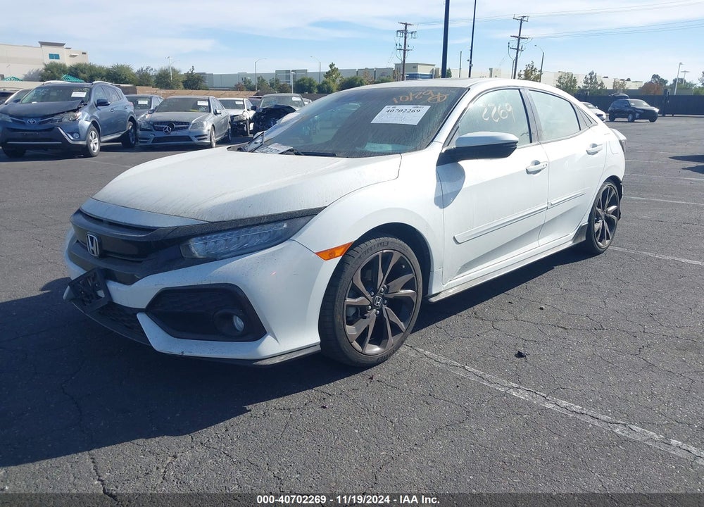 2018 HONDA CIVIC SPORT TOURING VIN: SHHFK7H98JU220844