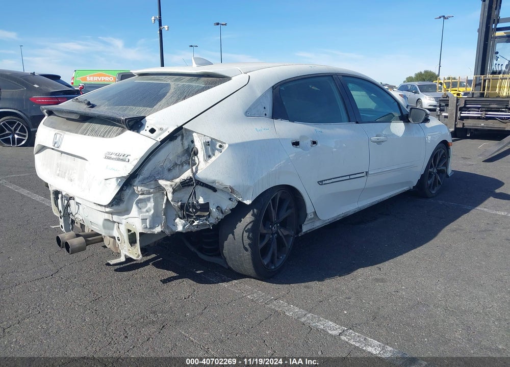 2018 HONDA CIVIC SPORT TOURING VIN: SHHFK7H98JU220844