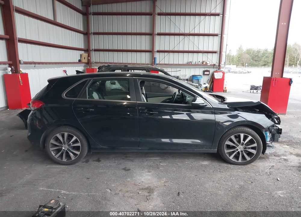 2018 HYUNDAI ELANTRA GT VIN: KMHH35LE1JU030306
