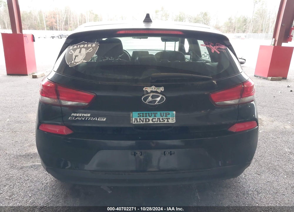 2018 HYUNDAI ELANTRA GT VIN: KMHH35LE1JU030306