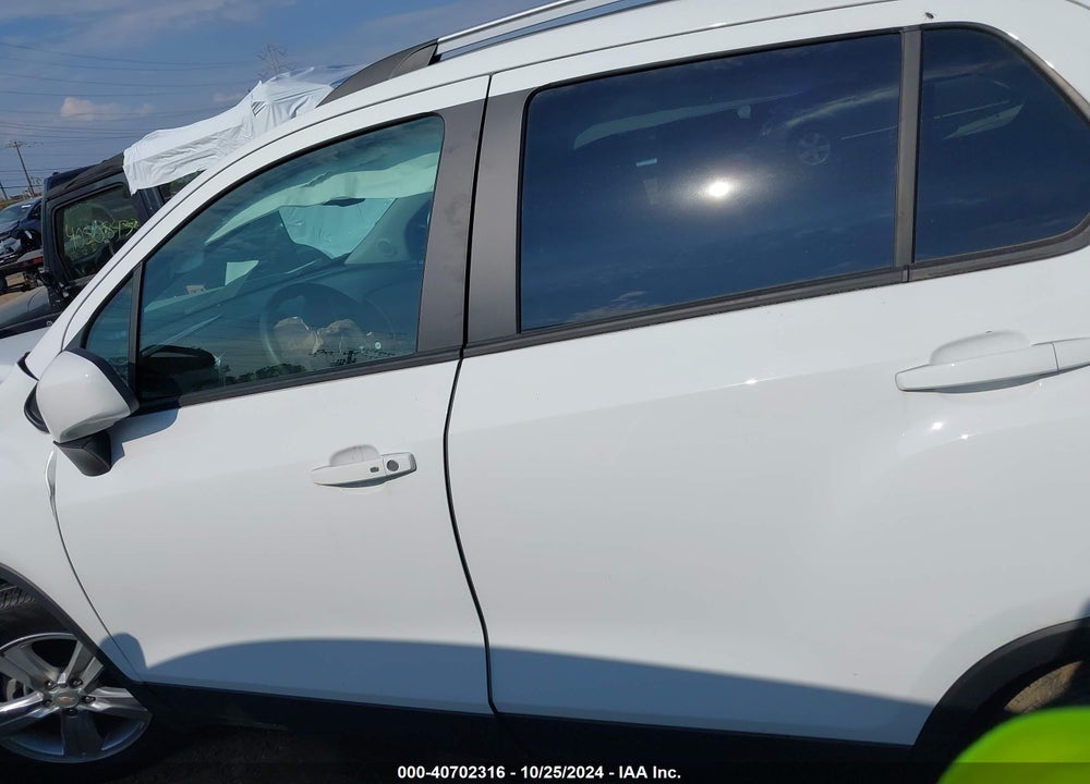 2022 CHEVROLET TRAX AWD LT VIN: KL7CJPSM9NB565407