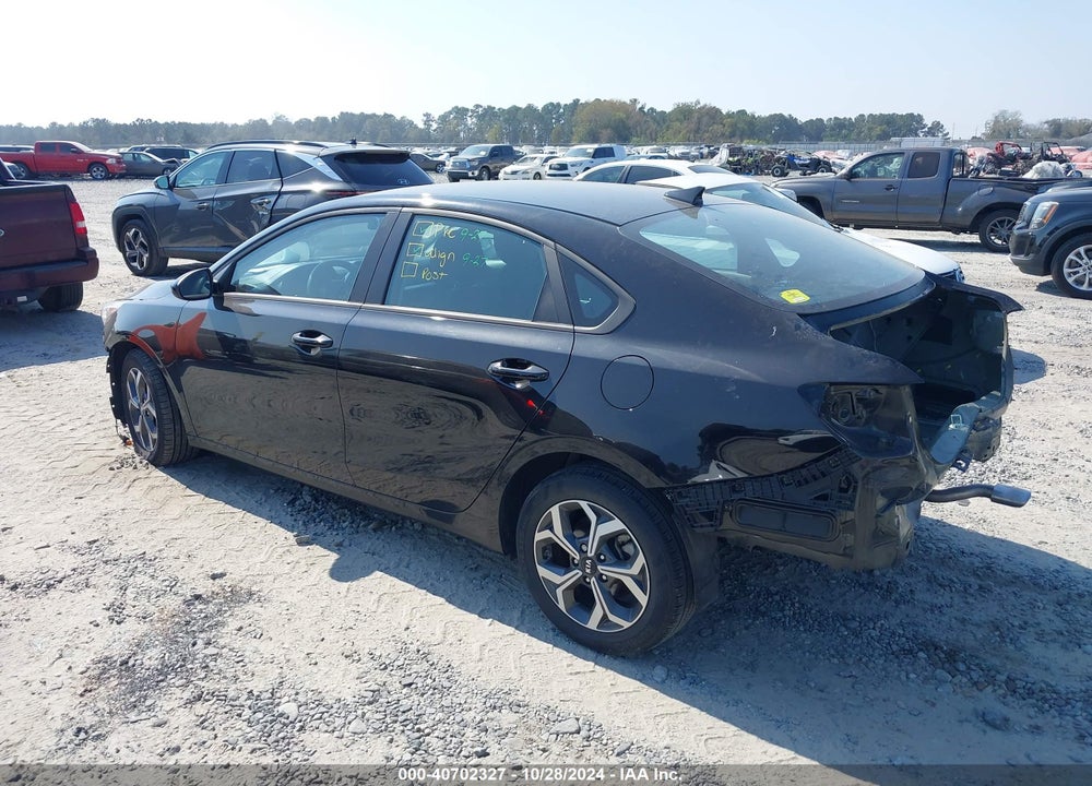 2021 KIA FORTE LXS VIN: 3KPF24AD4ME382740