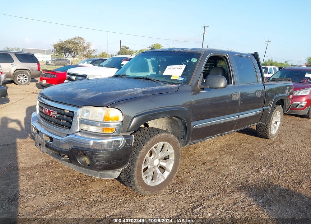 2005 GMC SIERRA 1500 SLE VIN: 2GTEK13T651208276