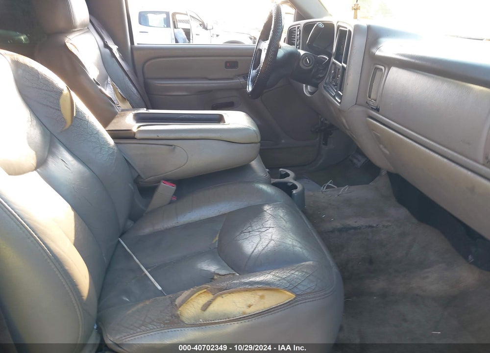 2005 GMC SIERRA 1500 SLE VIN: 2GTEK13T651208276