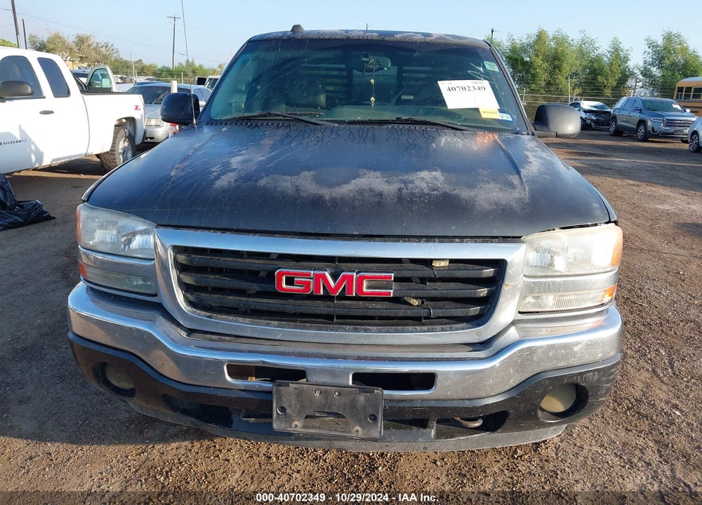 2005 GMC SIERRA 1500 SLE VIN: 2GTEK13T651208276