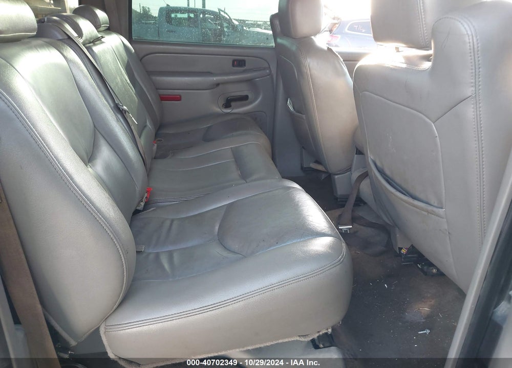 2005 GMC SIERRA 1500 SLE VIN: 2GTEK13T651208276