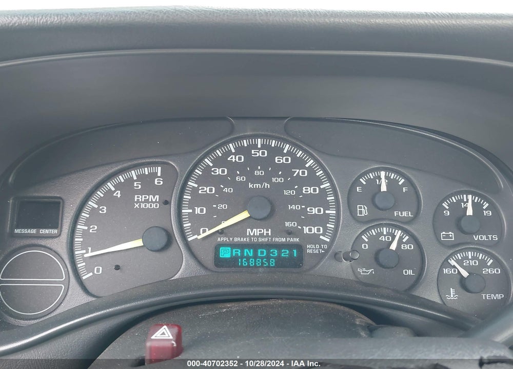 2000 CHEVROLET SILVERADO 1500 VIN: 1GCEC14W9YZ318711
