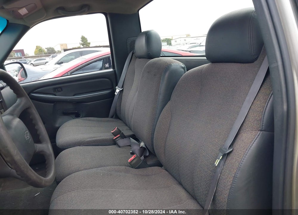 2000 CHEVROLET SILVERADO 1500 VIN: 1GCEC14W9YZ318711