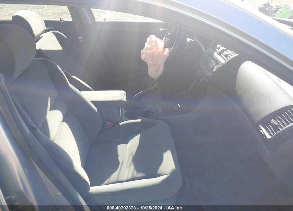 2006 HONDA ACCORD 2.4 VP VIN: 1HGCM56176A150108