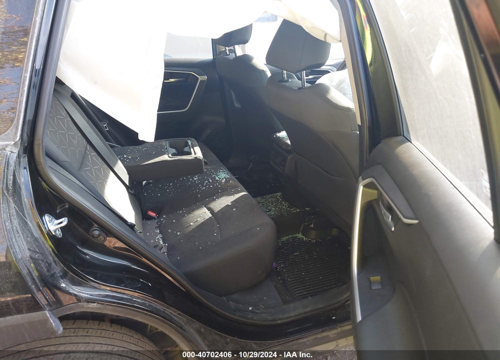 2021 TOYOTA RAV4 XLE VIN: 2T3P1RFV1MW172378