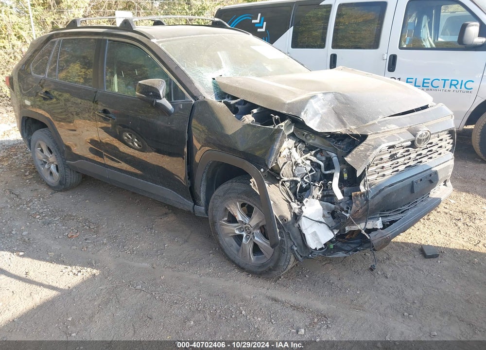 2021 TOYOTA RAV4 XLE VIN: 2T3P1RFV1MW172378
