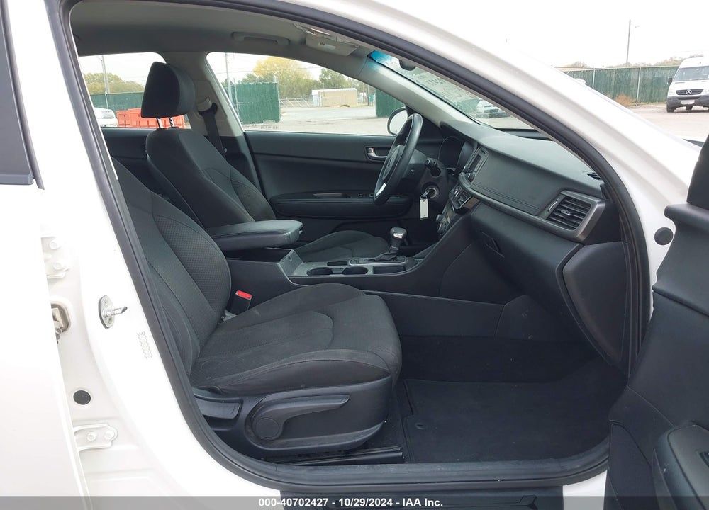 2016 KIA OPTIMA LX VIN: KNAGT4L32G5093570