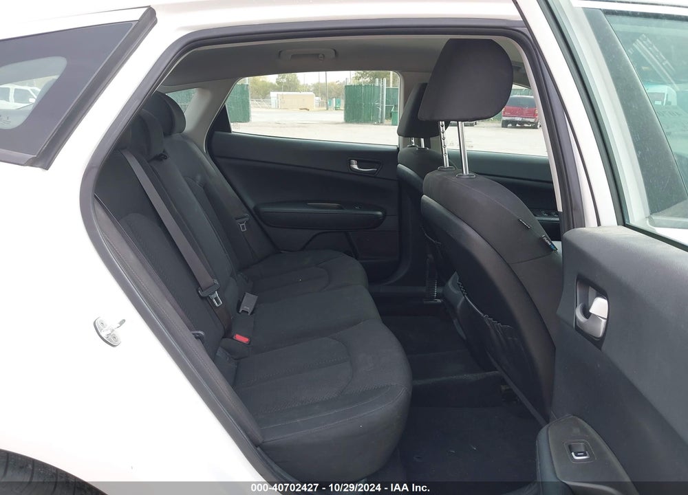 2016 KIA OPTIMA LX VIN: KNAGT4L32G5093570