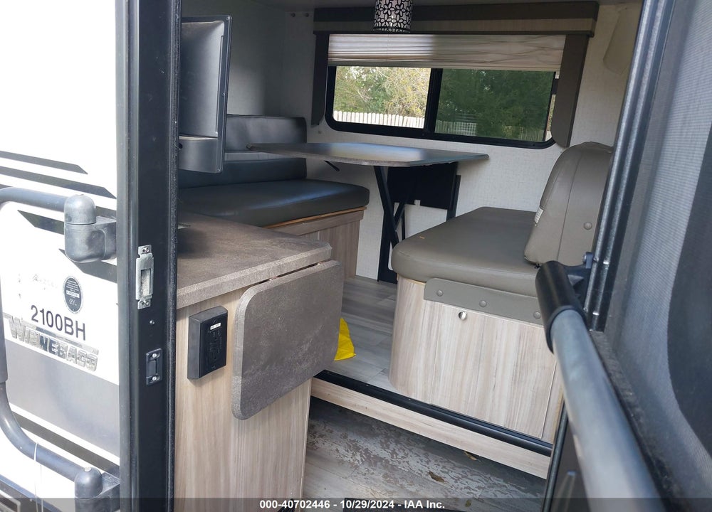 2021 WINNEBAGO OTHER VIN: 54CTM2J24M3053611