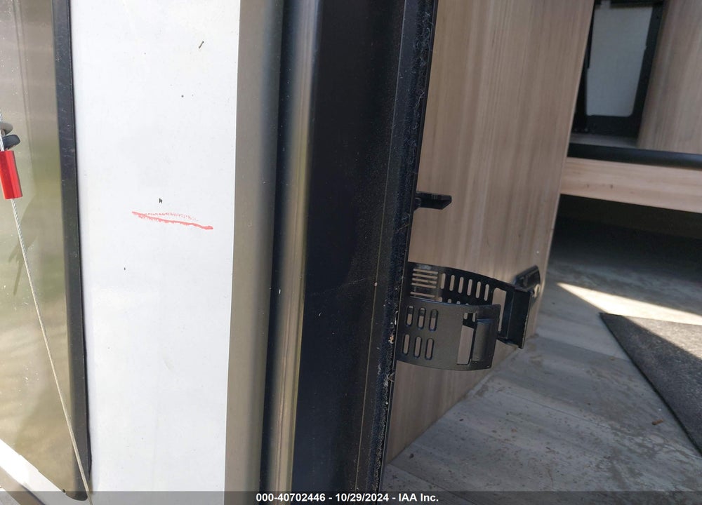 2021 WINNEBAGO OTHER VIN: 54CTM2J24M3053611