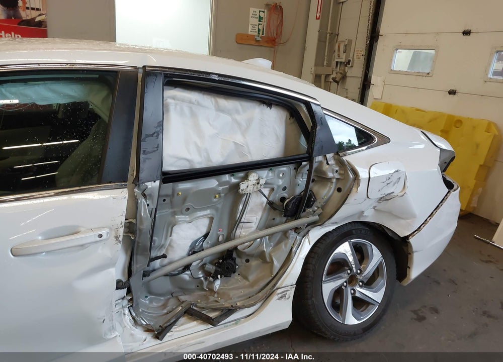 2020 HONDA INSIGHT EX VIN: 19XZE4F54LE008181