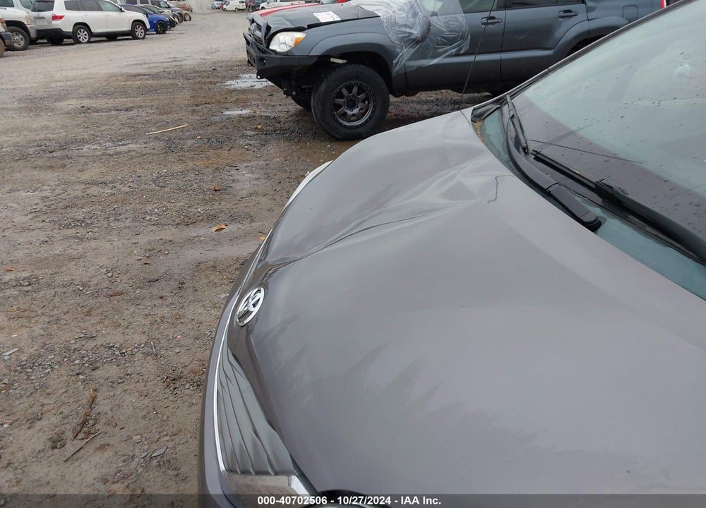 2014 TOYOTA SIENNA XLE V6 8 PASSENGER VIN: 5TDYK3DC5ES524266