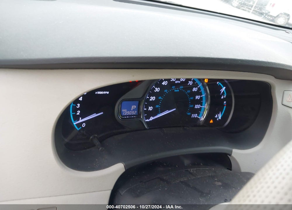 2014 TOYOTA SIENNA XLE V6 8 PASSENGER VIN: 5TDYK3DC5ES524266