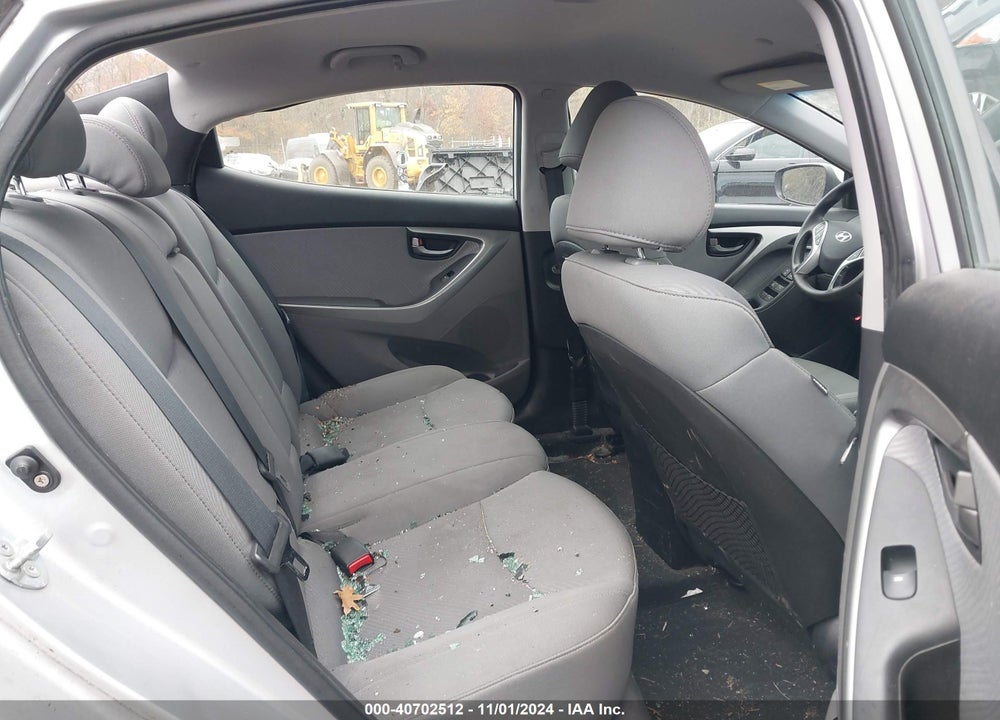 2011 HYUNDAI ELANTRA GLS VIN: 5NPDH4AE6BH049320