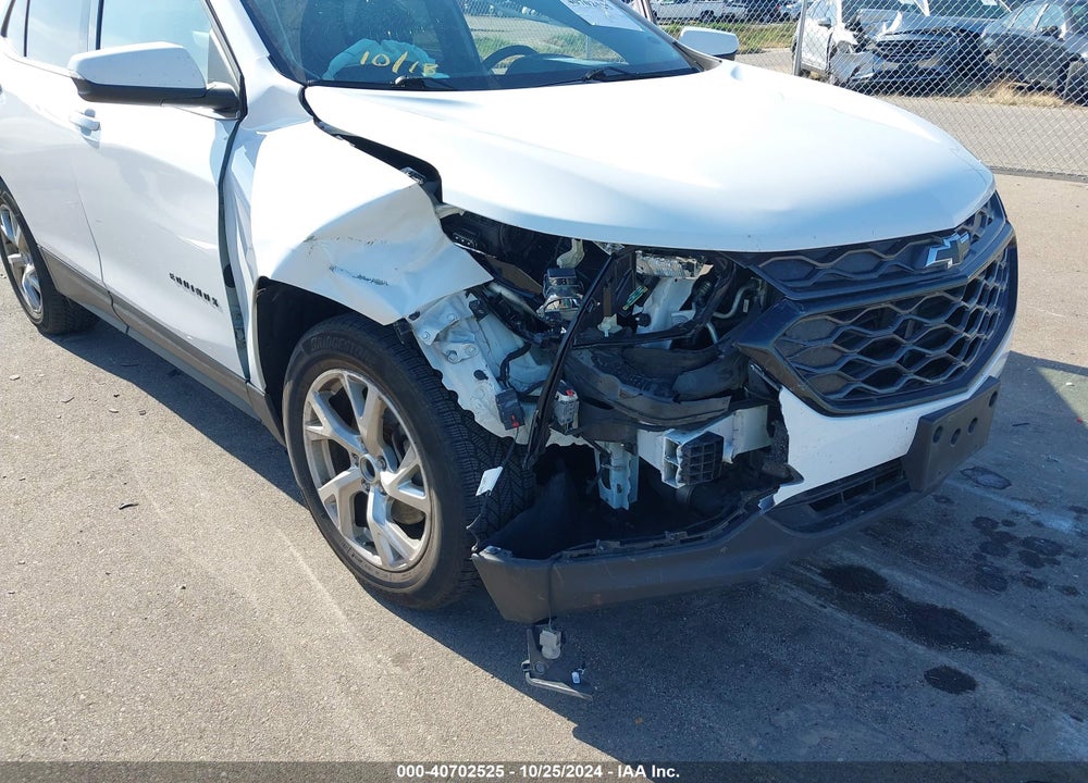 2018 CHEVROLET EQUINOX LT VIN: 2GNAXTEX8J6282251