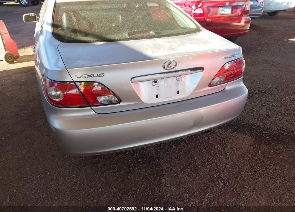 2004 LEXUS ES 330 VIN: JTHBA30G540015800