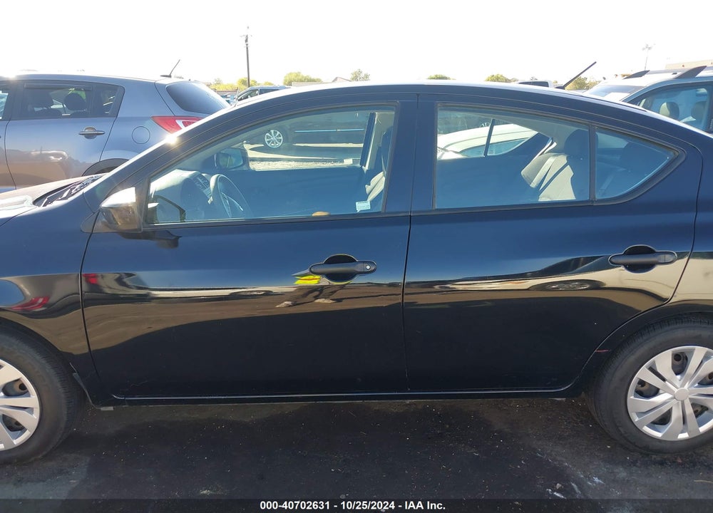 2017 NISSAN VERSA 1.6 S+ VIN: 3N1CN7AP4HL862383
