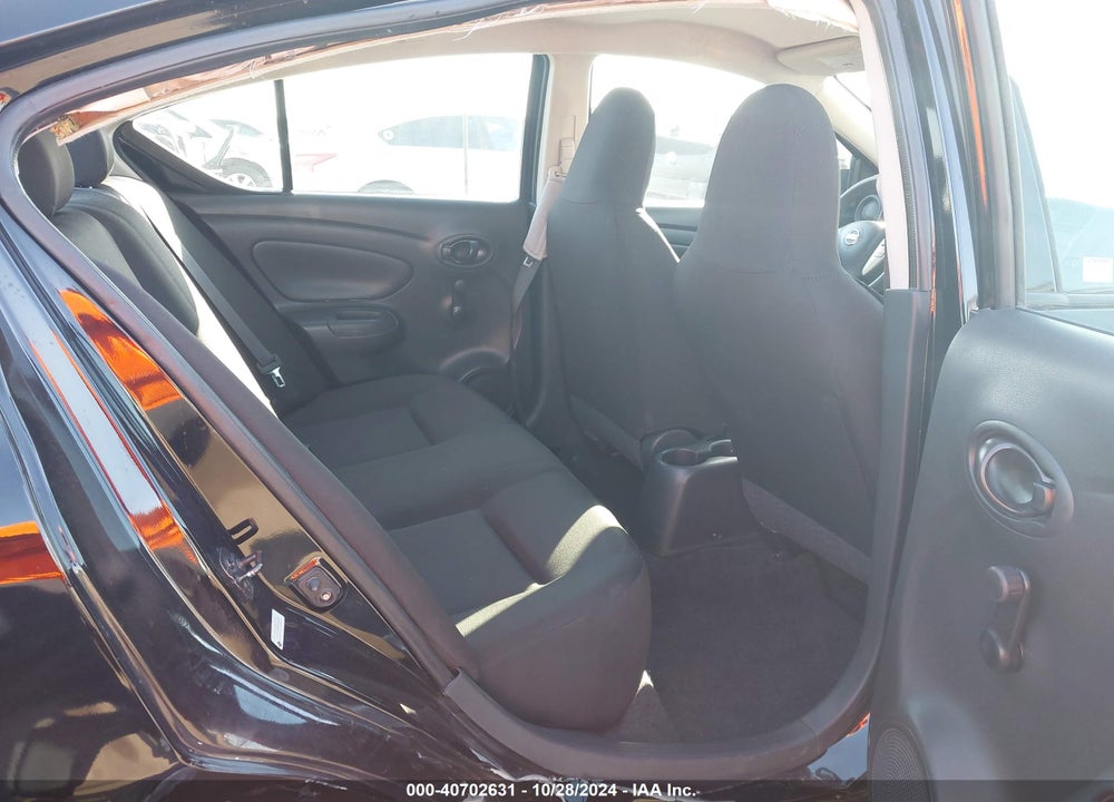 2017 NISSAN VERSA 1.6 S+ VIN: 3N1CN7AP4HL862383