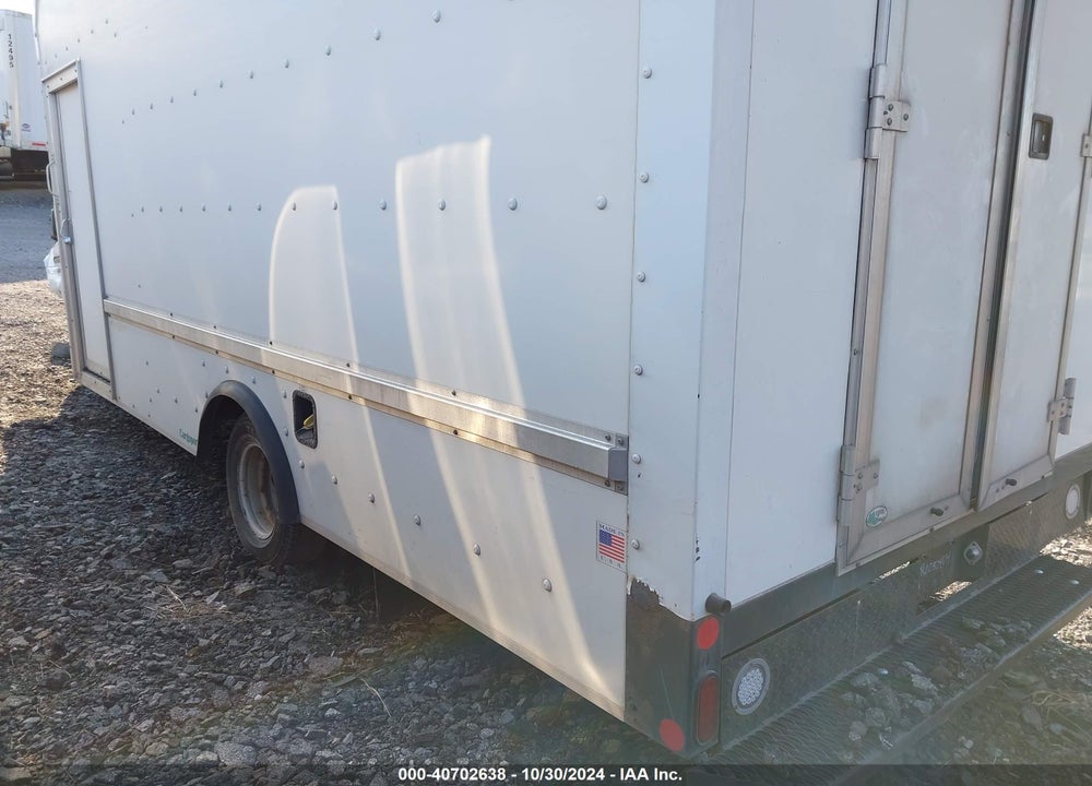 2015 FORD E-350 CUTAWAY VIN: 1FDWE3FL9FDA17245
