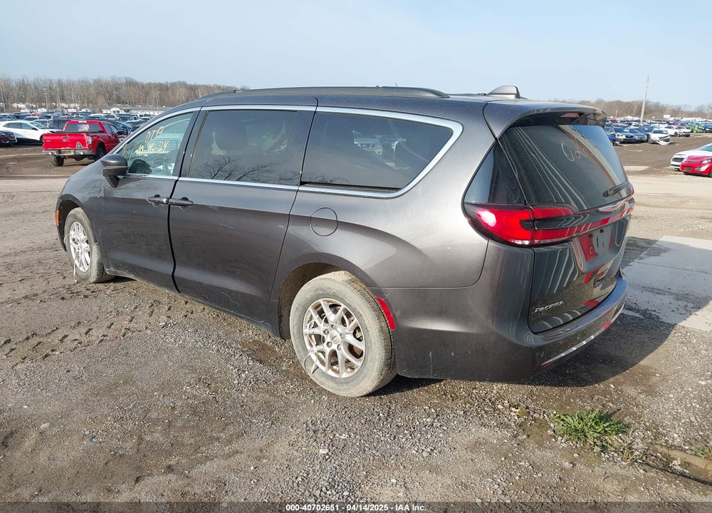2022 CHRYSLER PACIFICA TOURING L VIN: 2C4RC1BG3NR106566